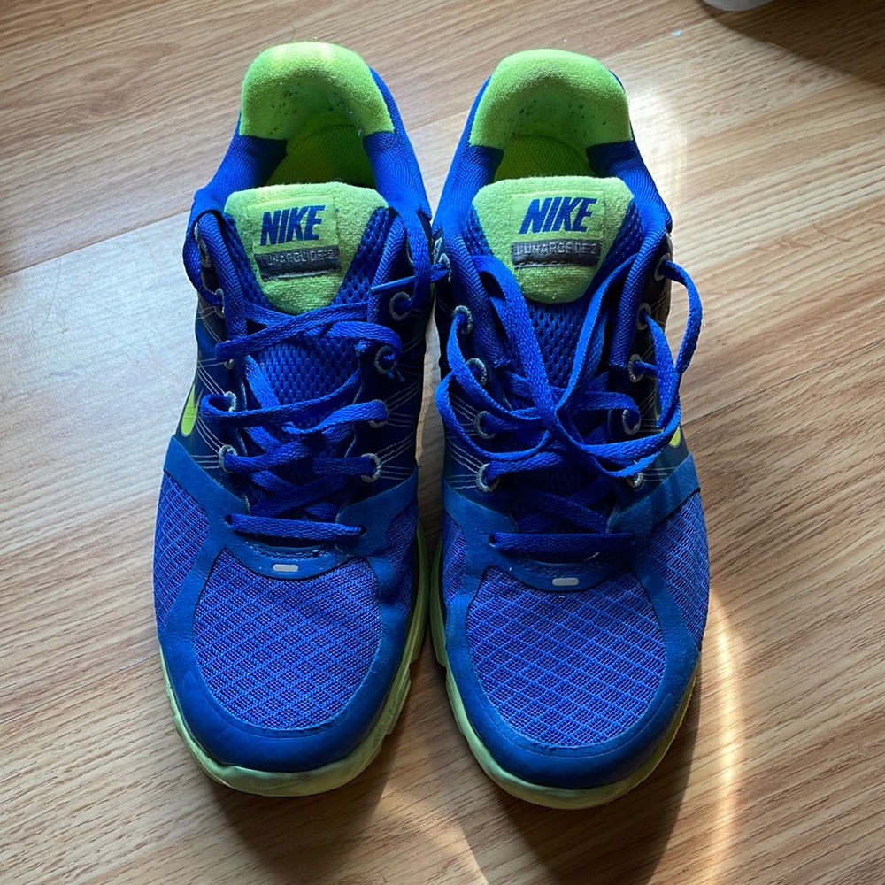 NIKE Lunar Glide 2